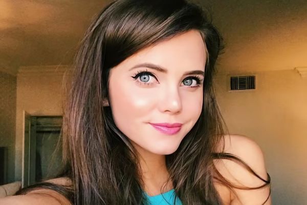 Kiss Of Power Endless Desire Tiffany Alvord as Skyler Ellis